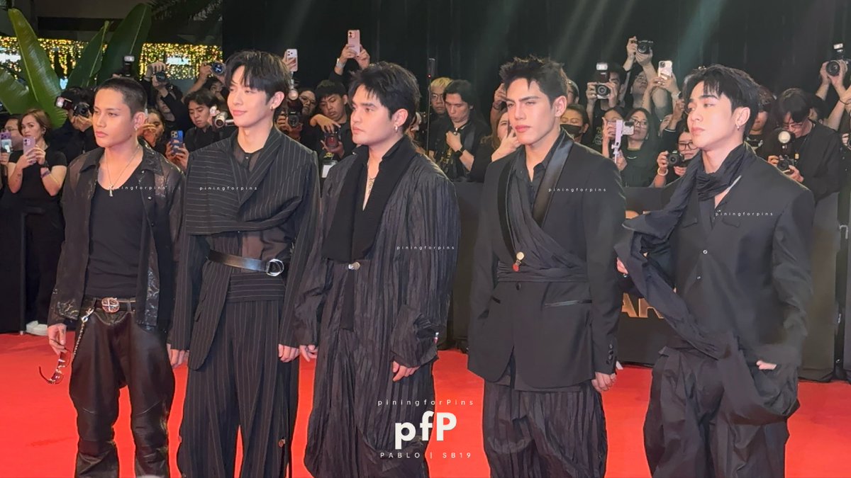 piningforPau's tweet photo. 10.06.26 | Filipino Music Awards 2026
📍MOA Arena

The kings have arrived 👑

SB19 MAY BISA SA FMA
@SB19Official #SB19
#SB19RocksTheFMA https://t.co/GvSF4VproJ
