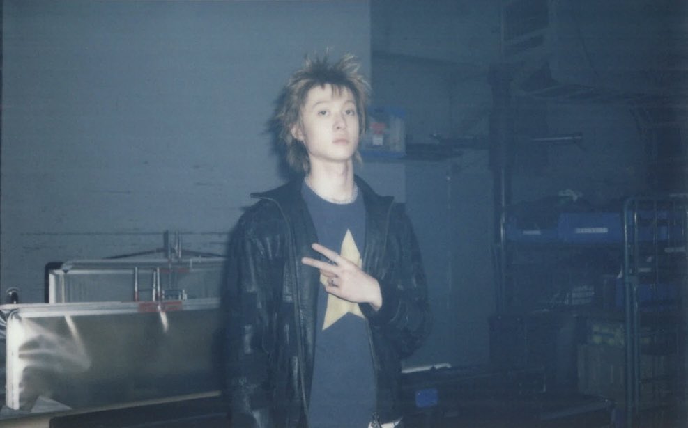 mrtinzip's tweet photo. the type of pics that would be in a rockstar’s unreleased photo archive https://t.co/pWLYlZkrIe