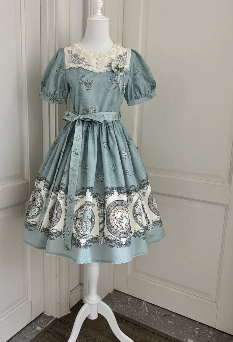 ema_read_01's tweet photo. 今後のお迎え展望。買いすぎても着れないと自分に戒めながらぼちぼちと…🌌
4枚目のワンピースは絶対手に入れると決めてるよ、春に着たい🪻 https://t.co/BHUpTC6jY2