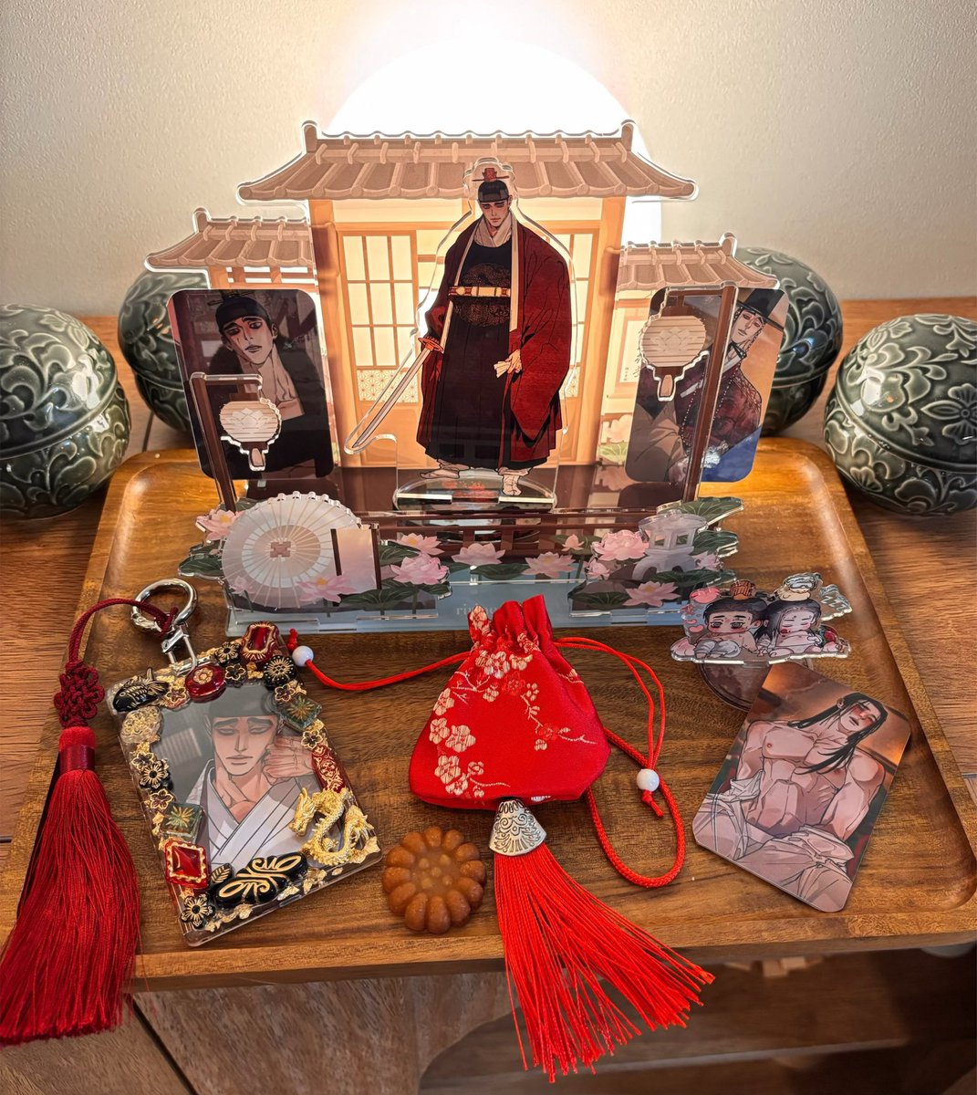 Jen42111's tweet photo. Patiently waiting for our Emperors return 🪷 #theheartofthelotus
#연의기록 https://t.co/hBxT1DcCVg