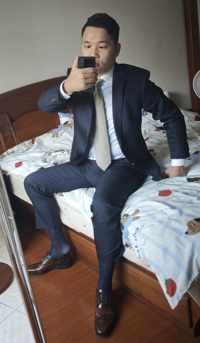 tp_neomann's tweet photo. new post's coming
#suit #正装 #正装丝袜 #人夫 #大叔控 https://t.co/myCKjHRNFW