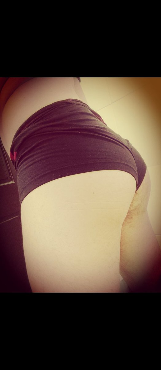 primerizorico's tweet photo. Uff que opinan nesecito unas nalgadas 😋 https://t.co/ZJzEJ6xPNo