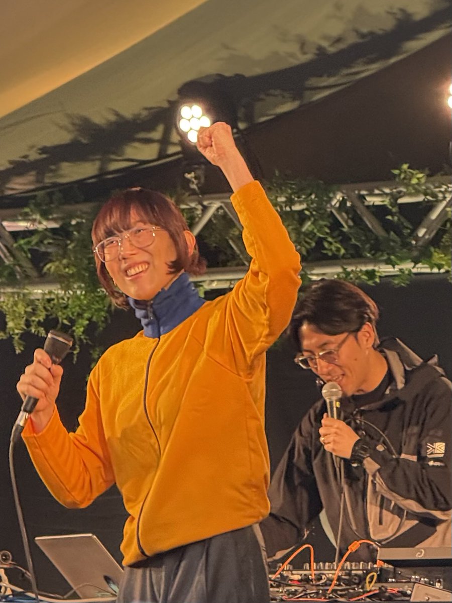 ahirunoie's tweet photo. GO OUTキャンプで
柴田聡子さん聴けた^_^

あの歌声と世界観好きだ

#柴田聡子
#GOOUT https://t.co/Lqj2JmobAu
