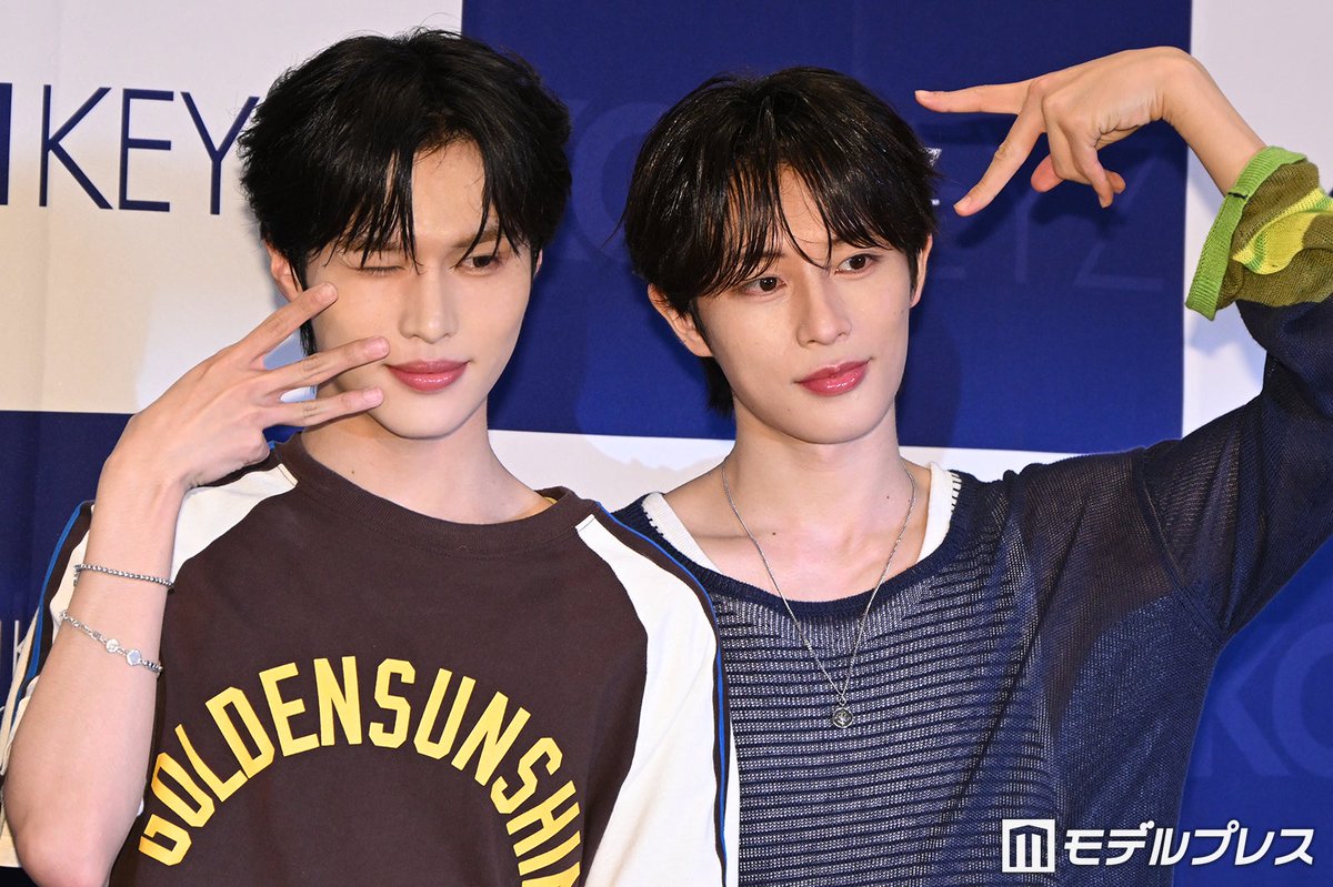 modelpress's tweet photo. 【全員ソロ写真あり📸】
𝗞𝗢𝟭𝗞𝗘𝗬𝗭 𝗗𝗘𝗕𝗨𝗧 𝗦𝗛𝗢𝗪𝗖𝗔𝗦𝗘

KO1KEYZ・DAIKI「絶対売れまーす！」
元気いっぱい宣言で報道陣笑い
https://t.co/gICCyNFgxQ

報道陣に向けてDAIKIが代表し「期待を超えるような活動をこれからしてまいりますので、よろし��お願いします！KO1KEYZ（コイキーズ）絶対売れまーす！」と挨拶すると、メンバーも「売れまーす！」と口を揃えた。