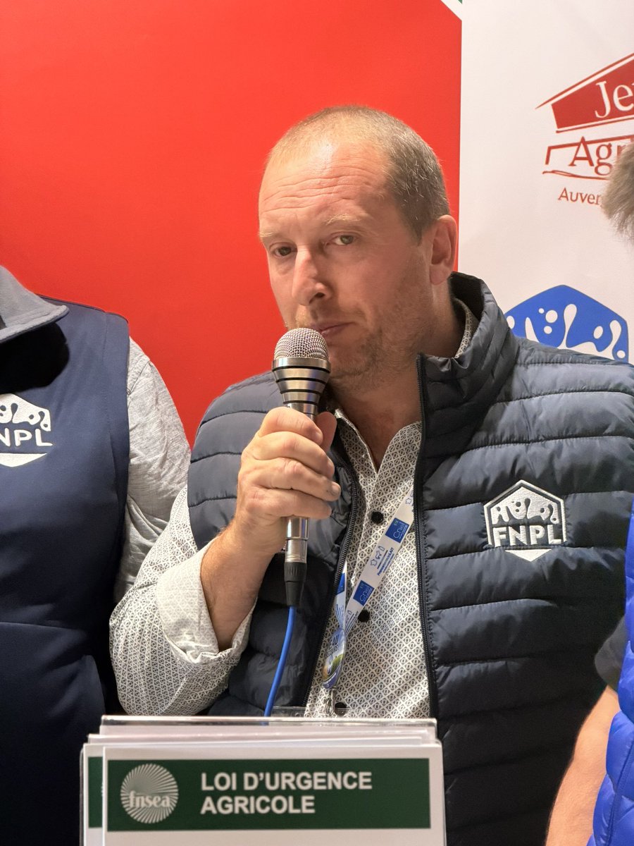 FNPLait's tweet photo. Les transformateurs devraient de préoccuper de la production de lait, il en va de l’approvisionnement de leurs usines et même de fruitières à AOP. Damien Paris, administrateur FNPL éleveur laitier dans le Doubs. https://t.co/4zLZ82tg27
