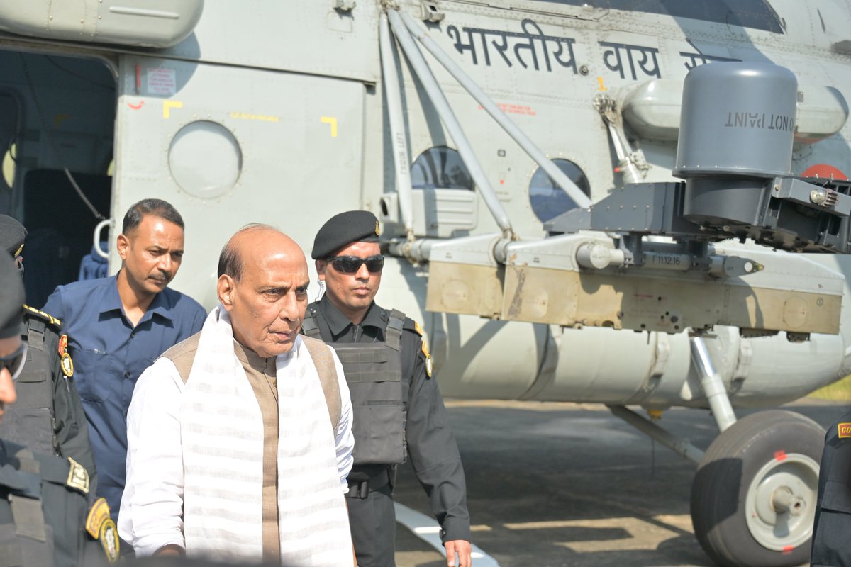 koraputdm's tweet photo. District Administration Koraput takes immense privilege and honour in extending a heartfelt welcome to the Hon’ble Union Minister of Defence, Government of India, Shri Rajnath Singh ji, on his auspicious visit to Koraput district

@DefenceMinIndia 
@CMO_Odisha 
@IPR_Odisha 
@HaeaLimited