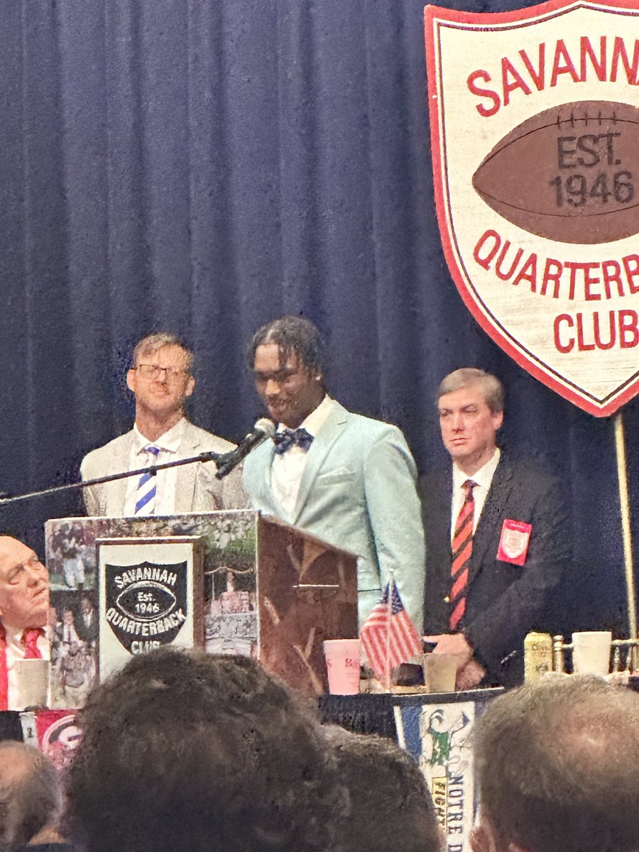 pjacksonIII's tweet photo. Blessed and honored to be named the Savannah Quarterback Club Defensive Player of the Week for Week 5! I’m truly thankful for this opportunity and for everyone who continues to believe in me.
@SASCoach_Vaughn 
@sassportsinfo 
@GAPrepVarsity 
@RecruitGeorgia 
@CSAPrepStar https://t.co/uvktP8z1cH