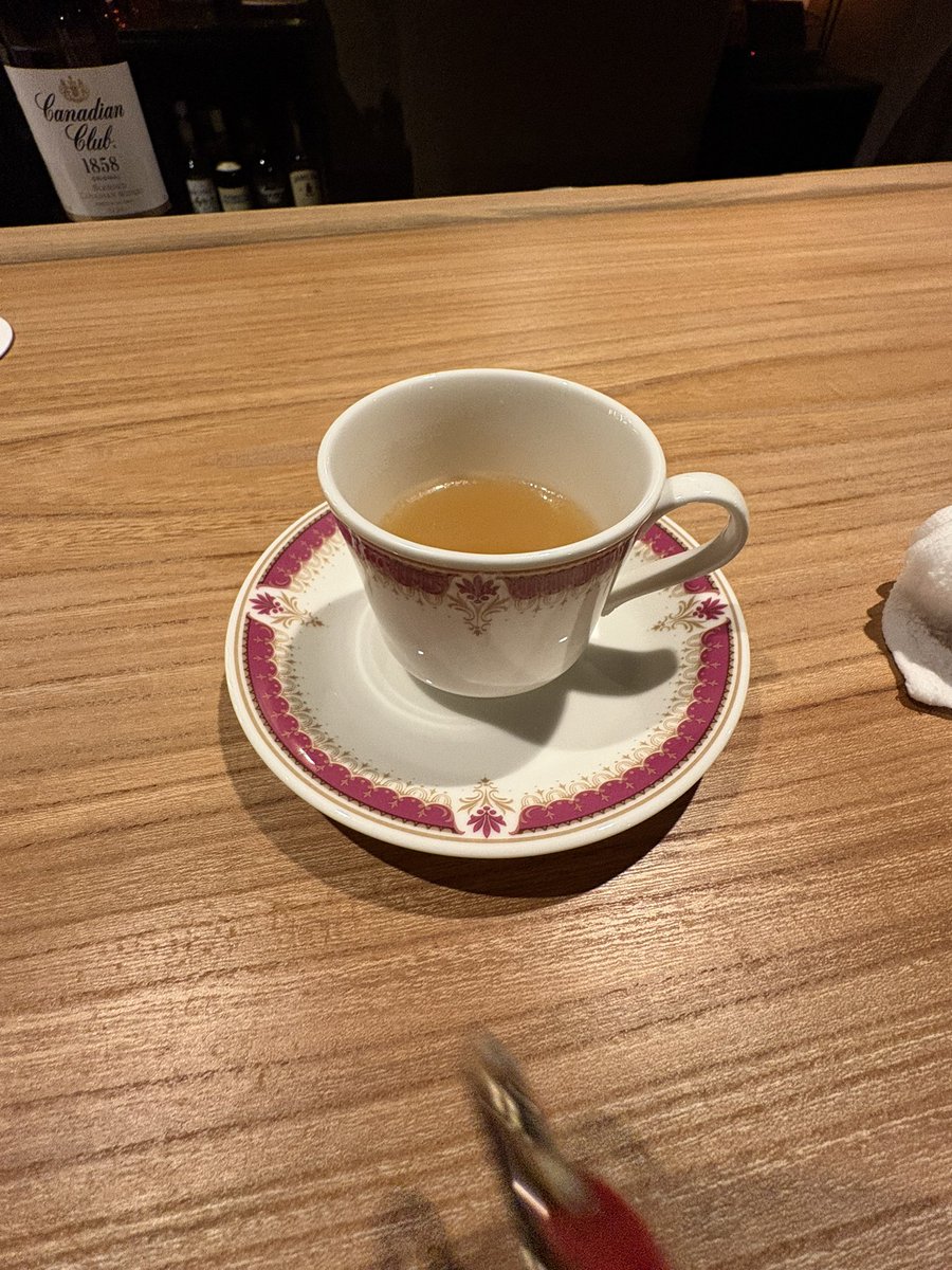 utatokao's tweet photo. 久しぶりのお店　INAZOは盛岡の地カクテル　コンソメがお通しで https://t.co/A5sdSQhw3Z