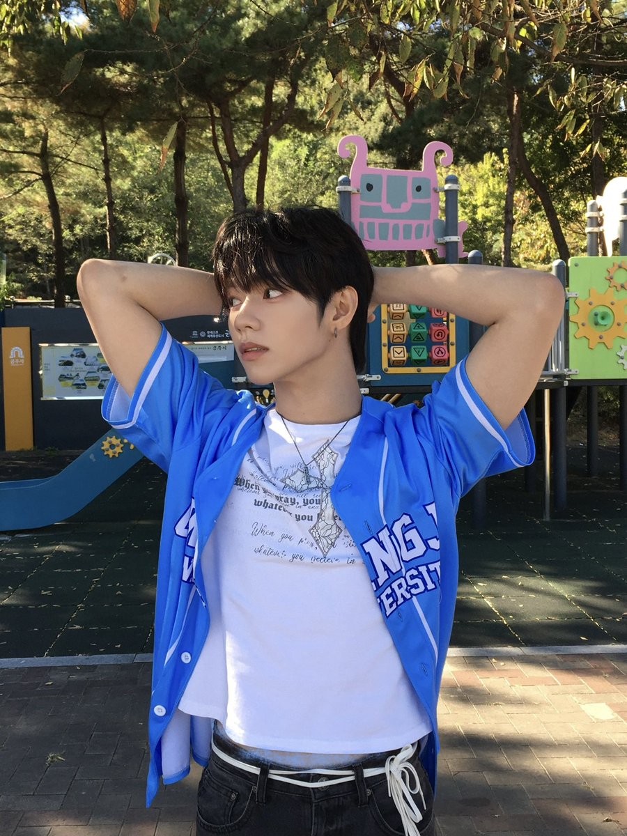 AHOF_official's tweet photo. 광주대 🫶 제이엘 
오늘 너무 너무 재밌었어요!!! 💙

#AHOF #아홉
#JL #제이엘 https://t.co/w61TIw2yPG