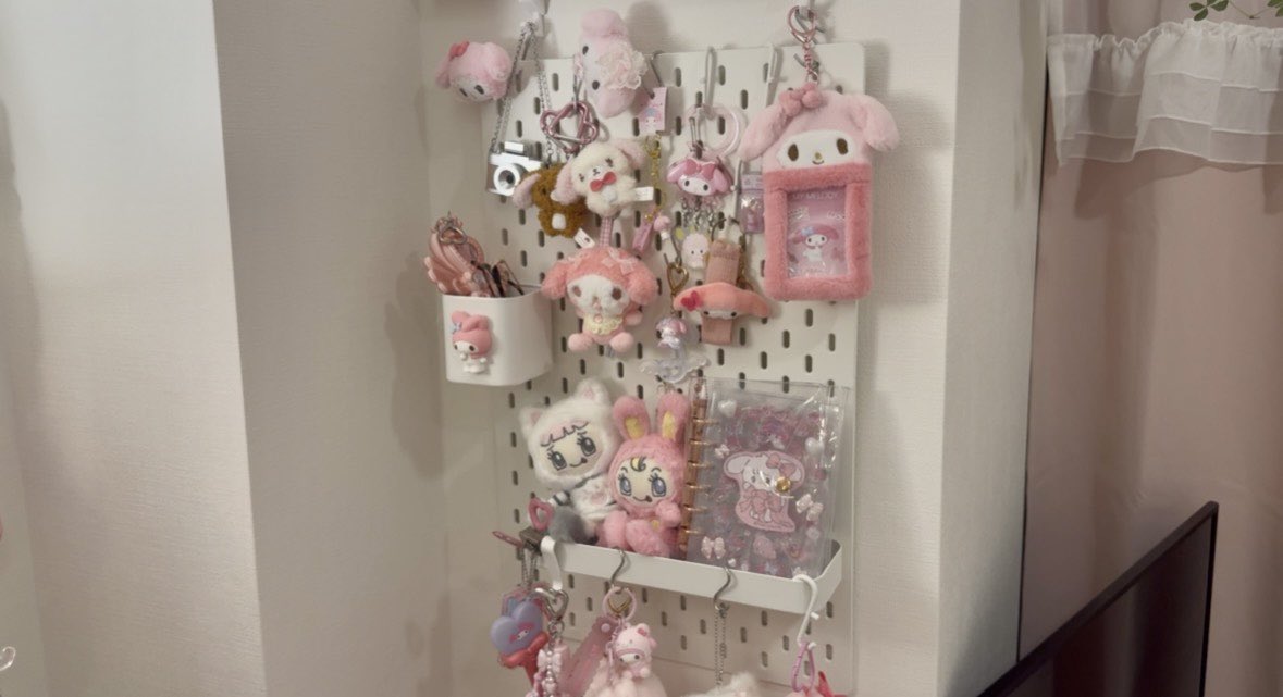 mo3_flower's tweet photo. My roomのキリトリ🎀✨ https://t.co/JWb2qSfhMt