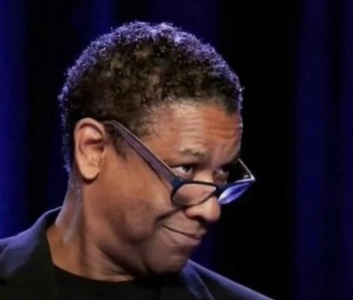 blackiiingout's tweet photo. Glasses: Drake put out 4 albums.

Buddy: It ain’t got that same UMPH!

Glasses: Something wrong with yo ears?

Me: https://t.co/ywWcOD3m5a