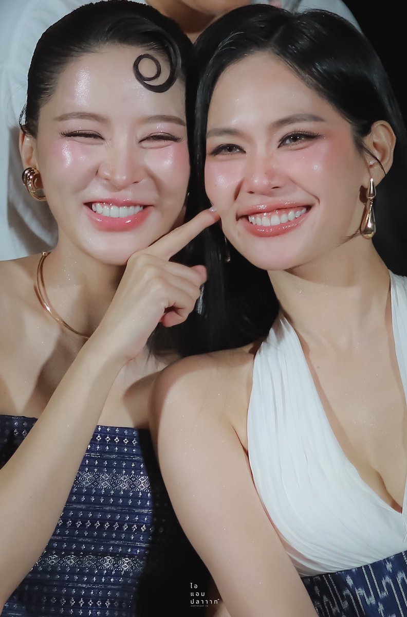 iampla_p's tweet photo. ละยิ้มกว้างทั้งคู่เลยนะ 🙂‍↕️

#puinoonbint https://t.co/QpXCD11LHP