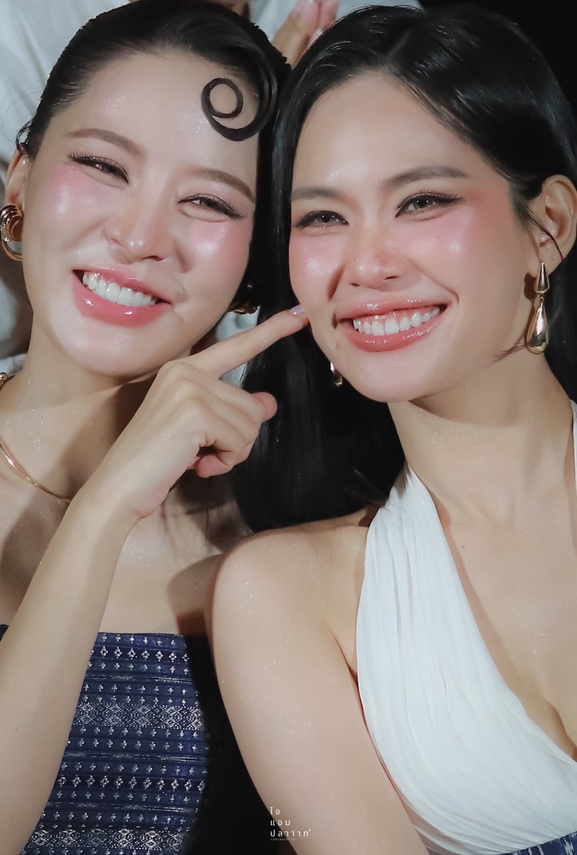 iampla_p's tweet photo. ละยิ้มกว้างทั้งคู่เลยนะ 🙂‍↕️

#puinoonbint https://t.co/QpXCD11LHP