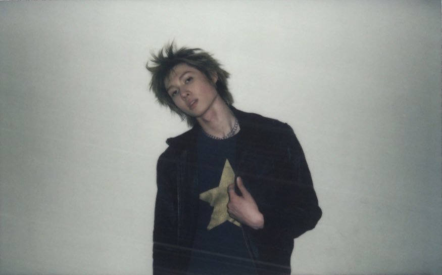 mrtinkitty's tweet photo. kind of photos you’d find in your dads old photo book of him in his teens https://t.co/xb6CBlJsql
