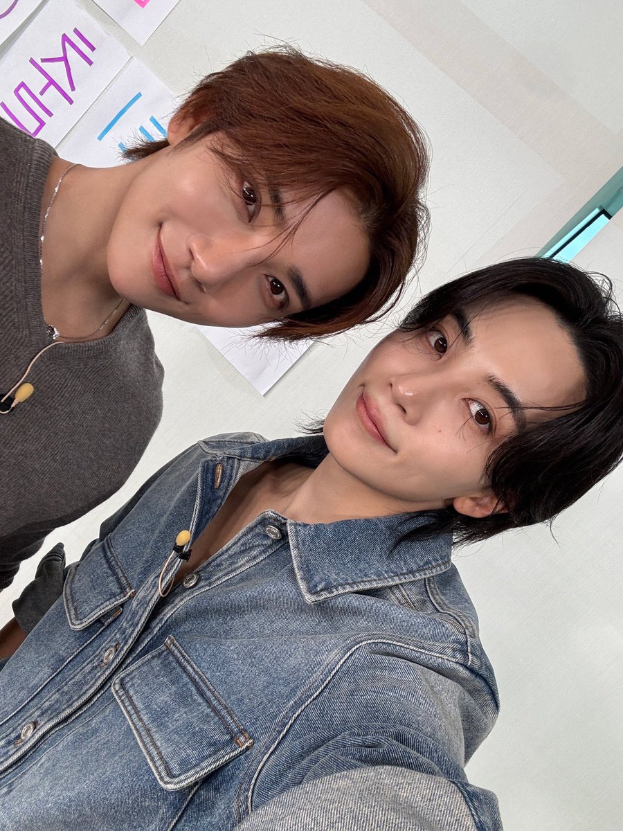 aprildrifts's tweet photo. 😭🖤 https://t.co/LQCUpeeCis