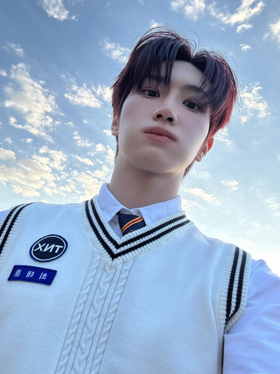 TNX_twt's tweet photo. 환상의 나라 에버랜드 ✌️🤓

#TNX #티엔엑스
#최태훈 #TAEHUN https://t.co/kgDnvAue5f