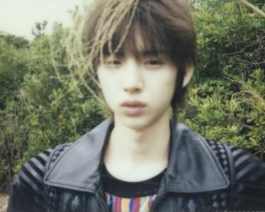 juhoontwt's tweet photo. juhoon’s prettiest look for acai ♡ https://t.co/8YKmtx3AVz