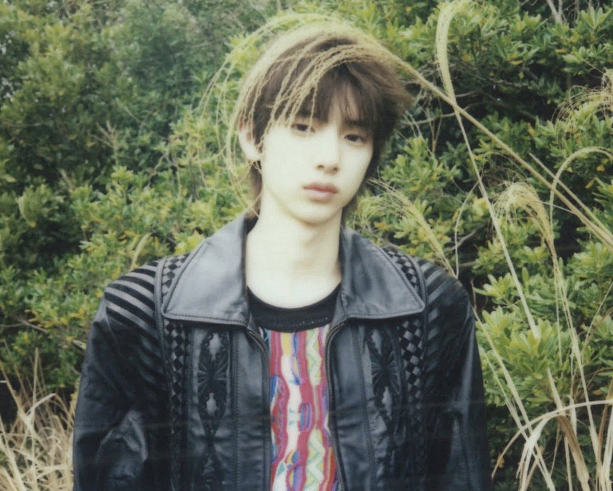 juhoontwt's tweet photo. juhoon’s prettiest look for acai ♡ https://t.co/8YKmtx3AVz