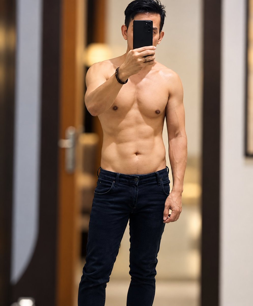 pretttciken's tweet photo. Back to basic ... https://t.co/kqj2l3xGqG