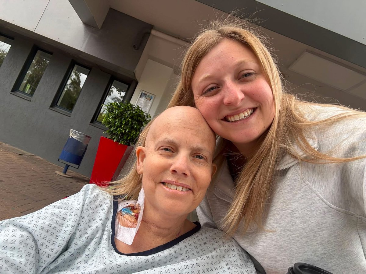 BenTurner32's tweet photo. Please pray that Missionary Cindy Haley would be strong enough to fly to the USA from S. Africa tomorrow night. She has terminal cancer. #Godisable #cancer https://t.co/oO6HRnh4bV
