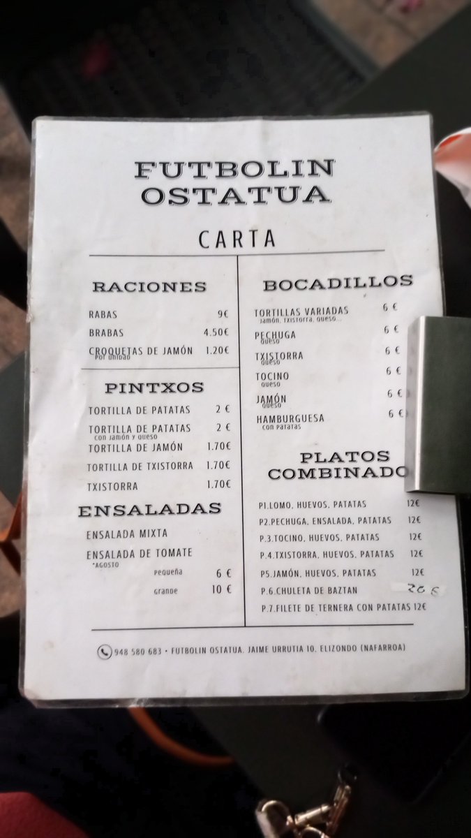 PepGranellTrave's tweet photo. Lo dicho, si van por #Elizondo no duden de visitar por la tarde el bar Futbolin Ostatua. Estas #rabas son de las mejores que recuerdo haber comido 👌💪😍
Si no pasa nada este verano volveremos.
#Twitter #tapear #restaurantes #Navarra #gastrolovers #foodie #comer #raciones #eat https://t.co/XA59m7gC1b