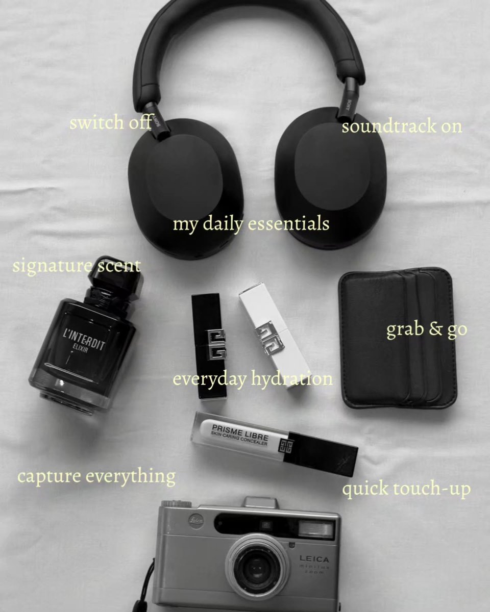 kucing_ucu's tweet photo. JPP daily essentials! Le Rouge + L’Interdit Elixir + Prisme Libre Concealer for his perfect look! ✨
#jesjpp #LeRouge
#Linterdit #PrismeLibre
#GivenchyBeauty
#GivenchyBeautyTH
#GivenchyBeautyxJes https://t.co/f0YmHSVtBa