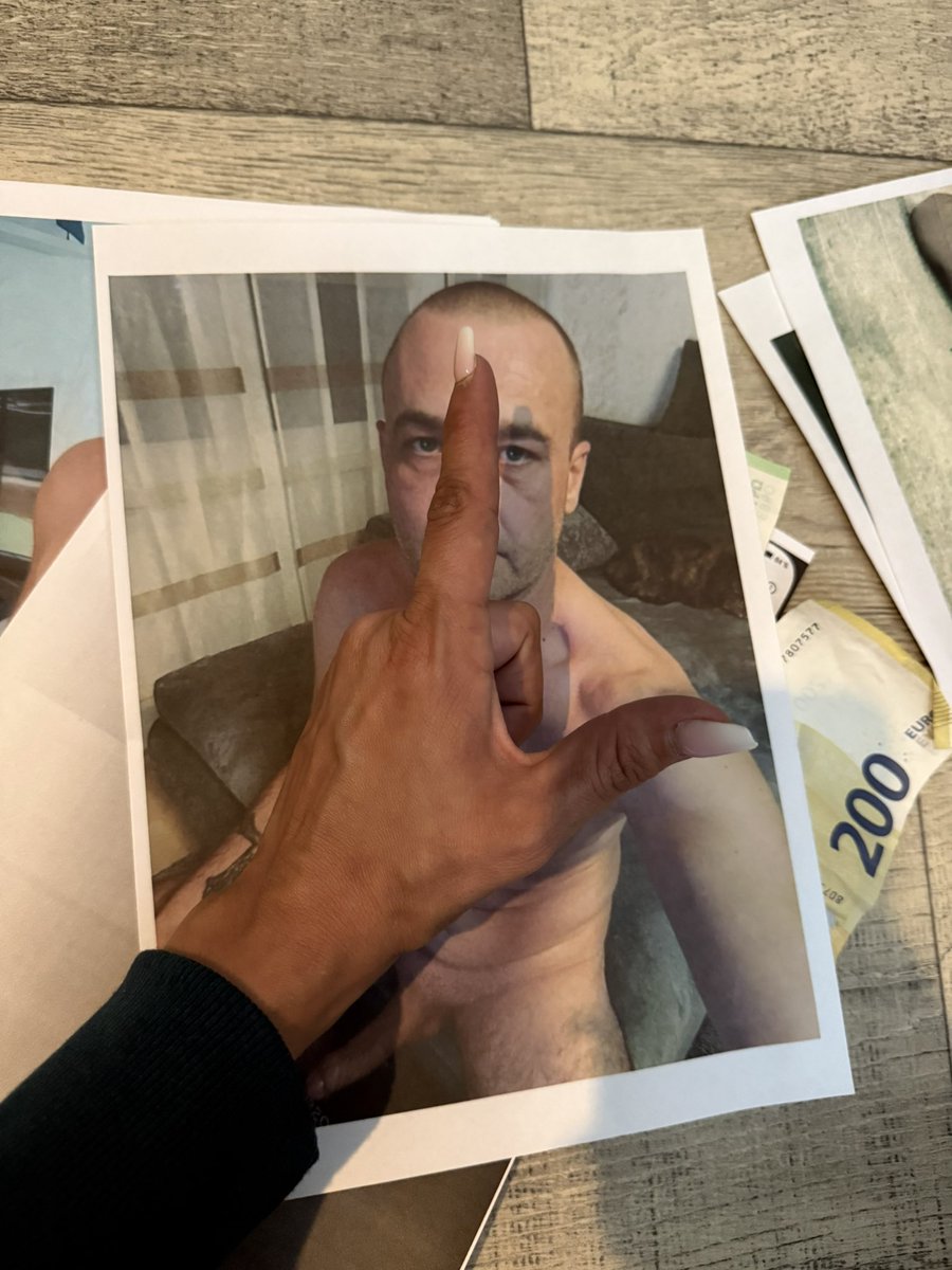 X34Vale's tweet photo. Das ist doch mal eine tolle liebes
Erklärung 😎👏🏻 mein köter lernt immer mehr dazu 🙌👏🏻😎
#herrin #findom #fendom #sklave #eigentum #besitz https://t.co/8LF5ycQZuO