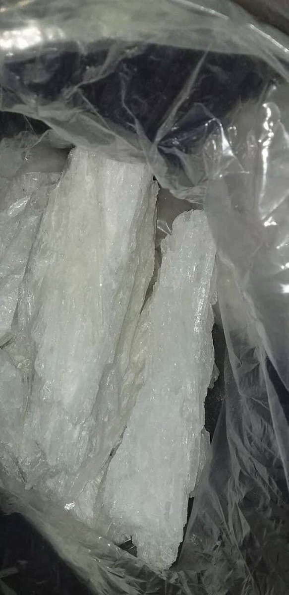 arivaronil10's tweet photo. How long does meth stay in your system if u only hit it twice

#drugtwt #methtwt  #drugs #shedtwt https://t.co/bMI0ySWmgf