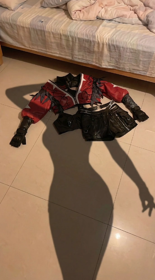 anvuo75443399's tweet photo. ぶっちゃけコスプレ脱いだ時の方が褒められるｗ https://t.co/2MQSmFmNwi