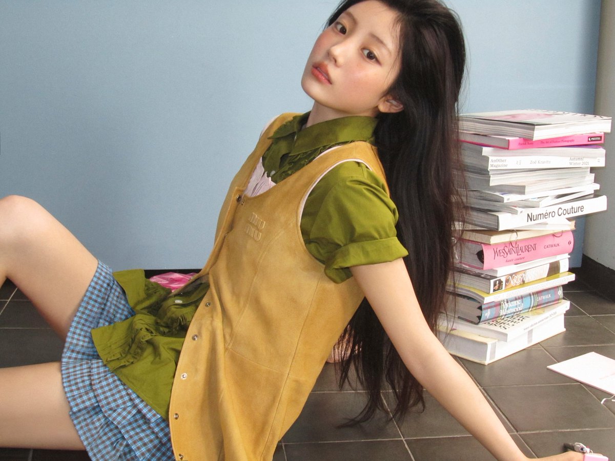 BELIFTLAB's tweet photo. #ILLIT ‘BREAK EVEN’
#GLLIT ver. - #WONHEE

I’m done wasting my time.🧾

2026.10.26 6PM (KST)
#아일릿 #BREAK_EVEN https://t.co/tkKvUQ84w0