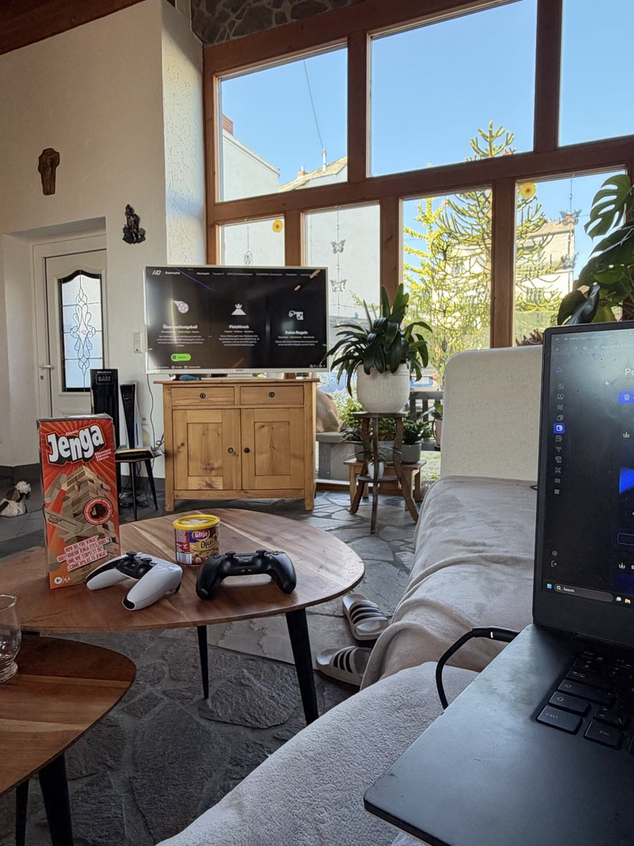 Hotman4pm's tweet photo. - Just got another 100k with @AlphaCapitalUK  
- Thanks @Patirrow  for the 50% discount code ‘PATTYTRADER50’ https://t.co/8PgiM6aQz0