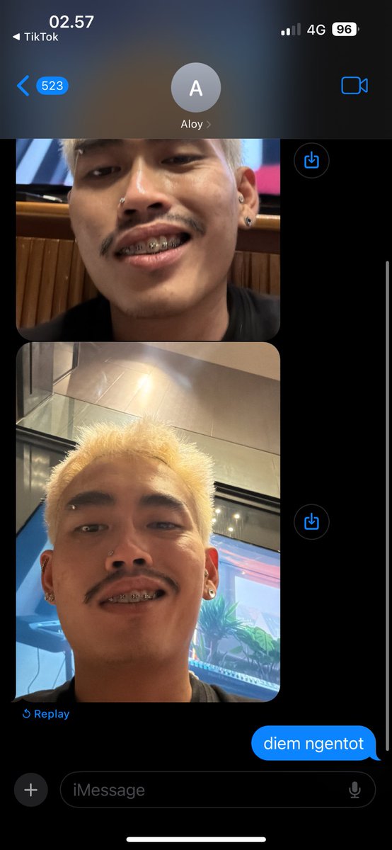 niko_junius's tweet photo. tolong pak @DivHumas_Polri saya diteror selfie di semua sosmed @misteraloyy https://t.co/njQ9UO7Egu