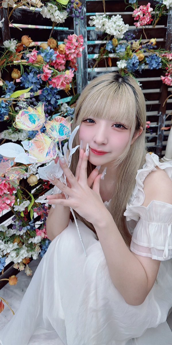 nikugaarebasati's tweet photo. 2026/09/27

ルミナス撮影会　4部 vol.7

model
新世界ギルドール
夜籠ぺちさん
@shinguil_pechi

┈┈┈┈┈┈✰⋆｡:ﾟ･*☽

#ルミナス撮影会
#よごもといっしょ
#ポートレート https://t.co/jfzuc5YHm7