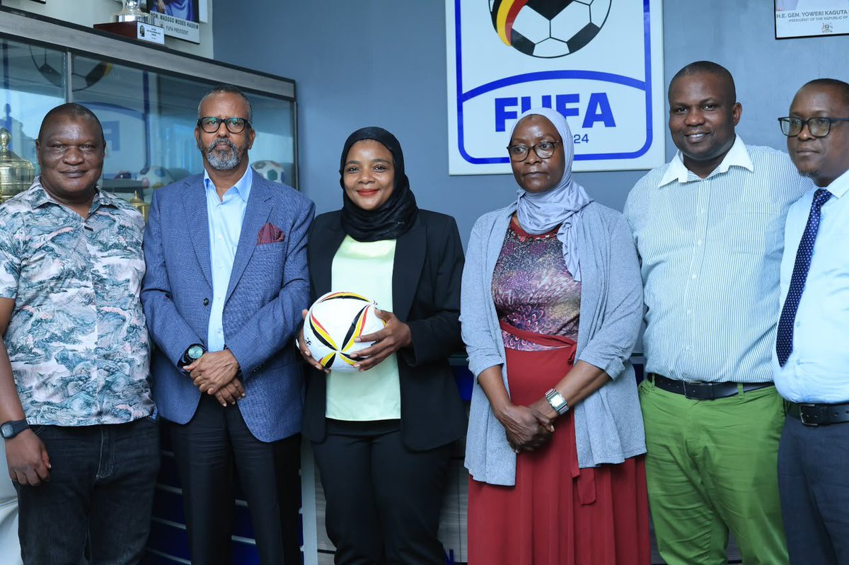 SabulaSports's tweet photo. In line with FUFA Technical Master Plan to grow football through competitions like the Masaza Cup, @OfficialFUFA has donated 60 balls worth UGX 6M to Busoga Kingdom. The balls were handed over by 2nd VP Dr. Azah Taibu &amp; received by 2nd Deputy PM Owek. Osman Noor at FUFA Complex. https://t.co/UuYhMCBgqs