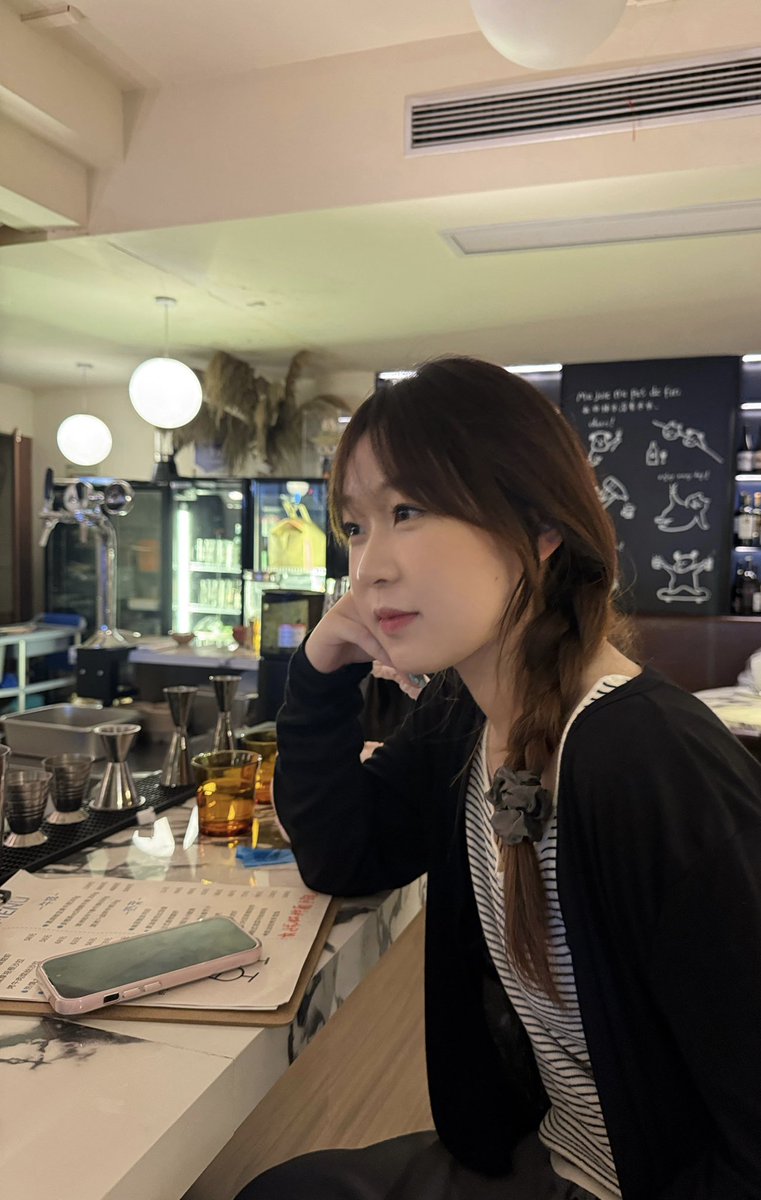 zeroooo555's tweet photo. 看我不爽可以 看爽了咋办
#le #女同 https://t.co/Sw5dd8LAE8