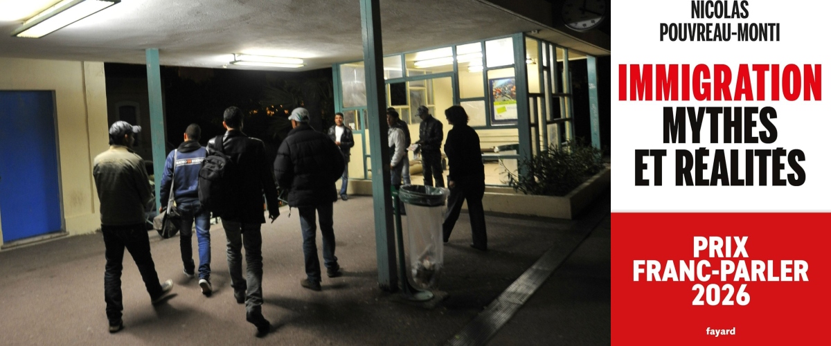 SecolodItalia1's tweet photo. Francia, l’immigrazione ai massimi storici: 7,7 milioni di immigrati e 384mila nuovi permessi. Pouvreau-Monti: «Ecco come sta cambiando il Paese» dlvr.​it/TVp3Py https://t.co/KMQRYsTr6D