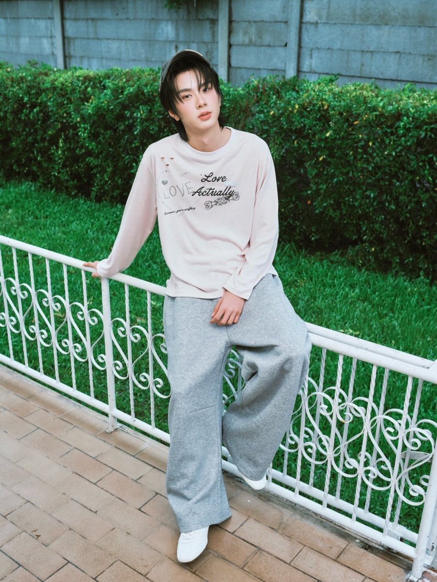 AuauSaveHouseTH's tweet photo. #AuauSave_Update

06.10.2026

IG [Story] : savewrg
🔗 : https://t.co/GVUtfG5eIG

Love story of Cintage Archive @cintageshop X AuauSave
Official launch on Oct 8th at 8 PM 🫰🏻✨
#CintageArchive #CintagexAuauSave #Cintagelovestory 

#AuauSave #อู่อู๋เซฟ 
#auautnp #savewrg https://t.co/ZagWpx4wVq