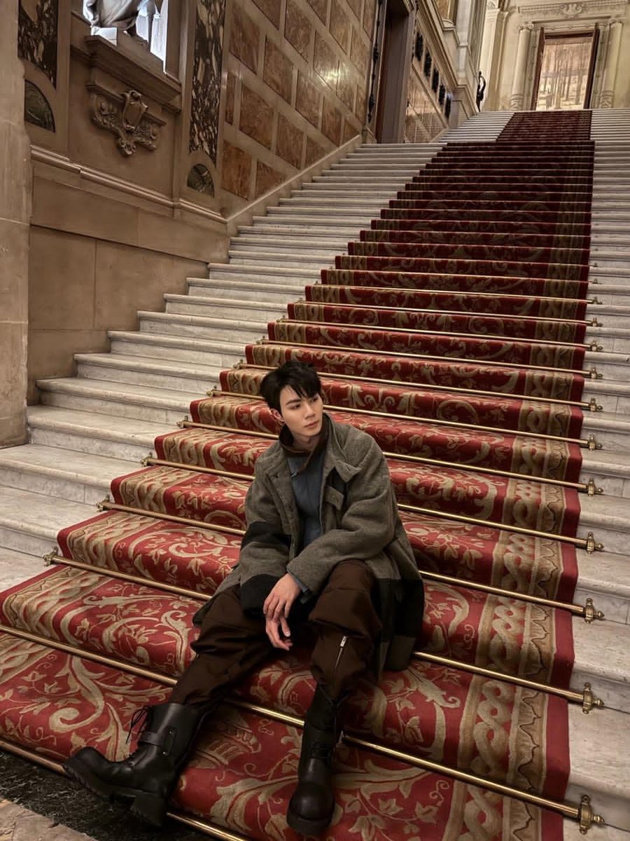 FashionistD's tweet photo. Daily dose of PERFECTION and we have #ZEEPRUK for today! https://t.co/JsPmo0IXbX