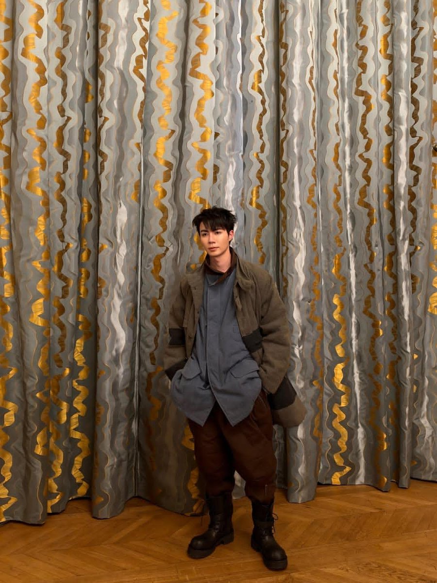 FashionistD's tweet photo. Daily dose of PERFECTION and we have #ZEEPRUK for today! https://t.co/JsPmo0IXbX