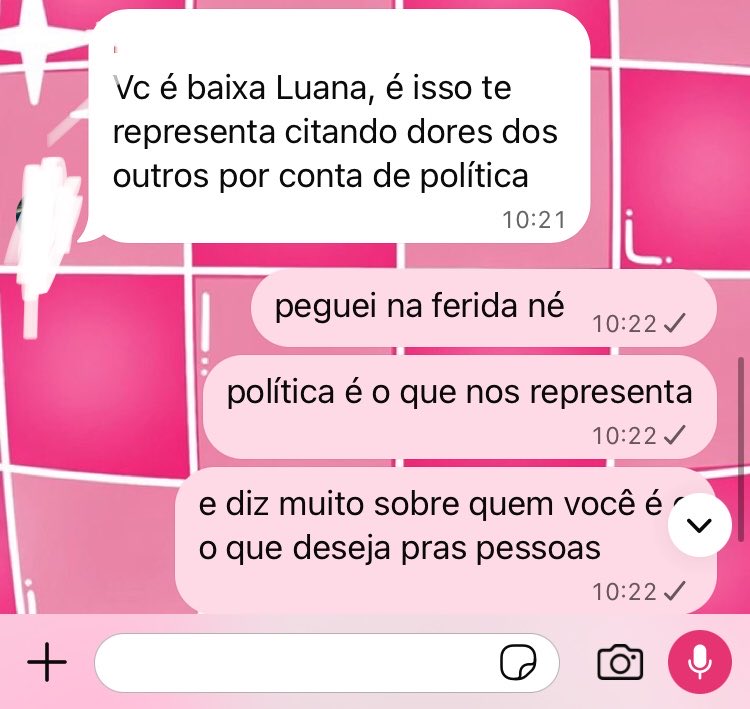 LuaCheia_Tarot's tweet photo. eu no grupo da familia, falei mesmo e não me arrependo https://t.co/4Kl54hnf4s