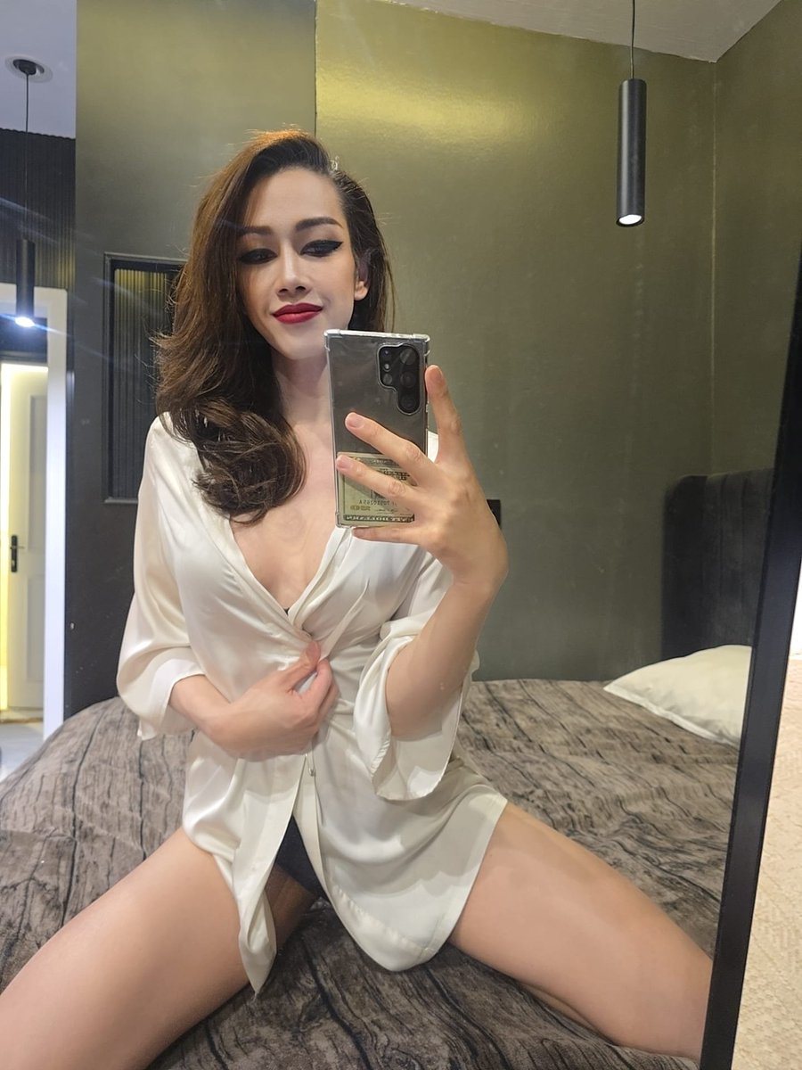 gjryq's tweet photo. #ladyboy_both_in_riyadh
#ladyboy_riyadh https://t.co/i9DKWMjPqz