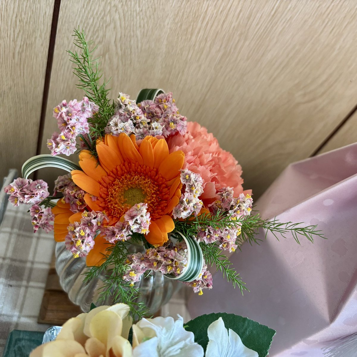 100fighters's tweet photo. マーチの月命日！マーチが旅立って来月で2年🥺いつまでも花を贈り続ける重い飼い主…

（きっとまだまだ贈り続けるよ） https://t.co/VtoeGnFkZR