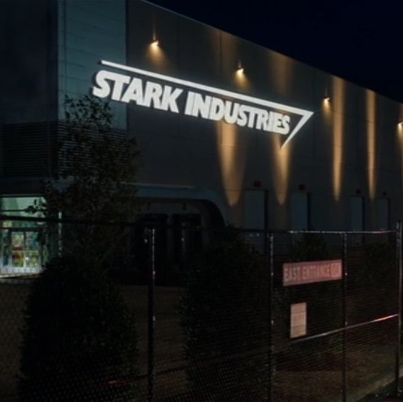 starkwasps's tweet photo. the stark industries logo on bruce’s inhibitor and the paperbag oh tony you are still the ghost that haunts the people who loved you… https://t.co/vBAgWwuFi1