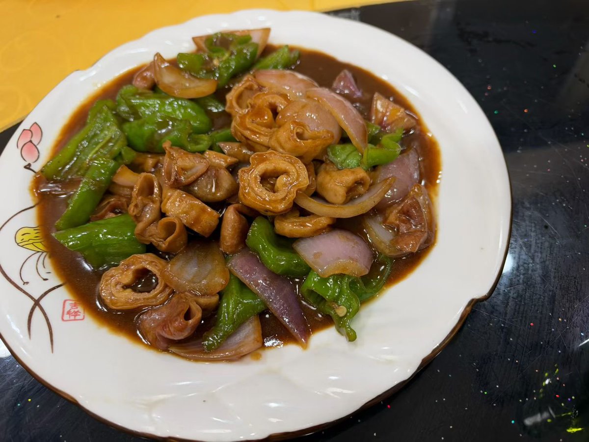 cleverfatfox's tweet photo. https://t.co/TTfoIDQ79W
