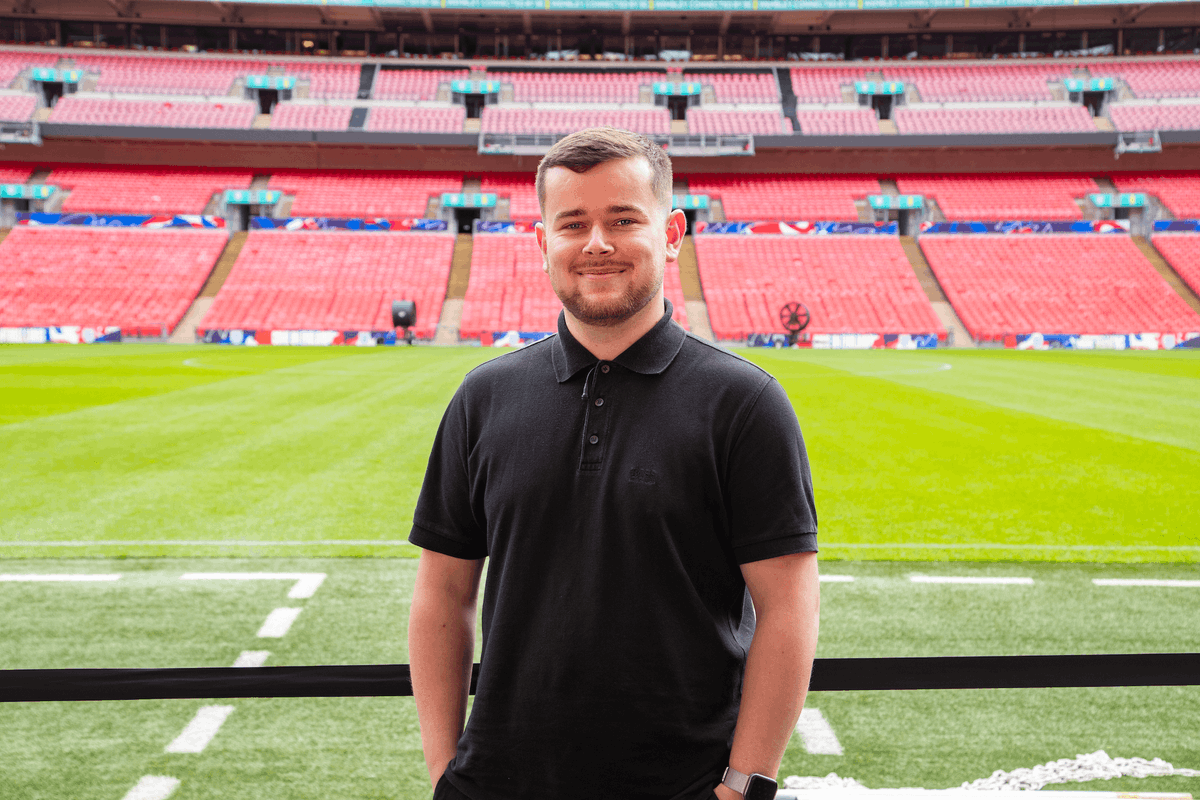 ucfb's tweet photo. 🦁 @England are back on campus tonight 🏟️

As the #ThreeLions return to Wembley, we're celebrating some of the UCFB graduates who've gone on to work with The @FA and help shape the game ⚽ 👏

Ready to follow in their footsteps? Download our prospectus 👉 https://t.co/yj9UKPGBAc https://t.co/dEcL8OfjOV