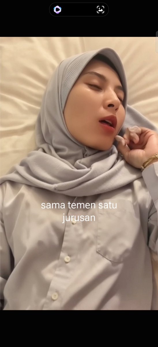 benipei's tweet photo. mahasiswi yang lagi rame nih 

https://t.co/Cq9QDfnrLZ https://t.co/1UF9h6whTk