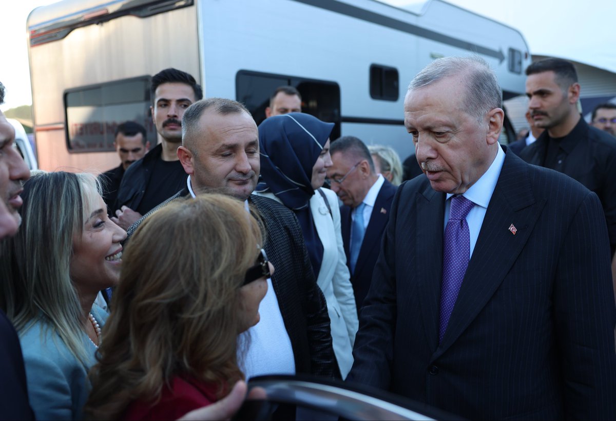 SerapProf's tweet photo. 📍Antalya

Cumhurbaşkanımız Sayın Recep Tayyip Erdoğan’ın teşrifleri ve Sanayi ve Teknoloji Bakanımız Sayın Mehmet Fatih Kacır’ın ev sahipliğinde 77. Uluslararası Uzay Kongresi açılış törenini gerçekleştirdik. 

Uluslararası Astronotik Federasyonu (IAF) tarafından organize edilen , Türk Uzay Ajansı (TUA) tarafından ev sahipliği yapılan ve SAHA İstanbul Havacılık ve Uzay Kümesi tarafından ortaklaşa düzenlenen IAC 2026, Türkiye’yi küresel uzay alanında dinamik bir katkı sağlayan ülke olarak konumlandırmayı hedefliyor.

@RTErdogan 
@mfatihkacir 
@TCSanayi 

#ıac2026antalya