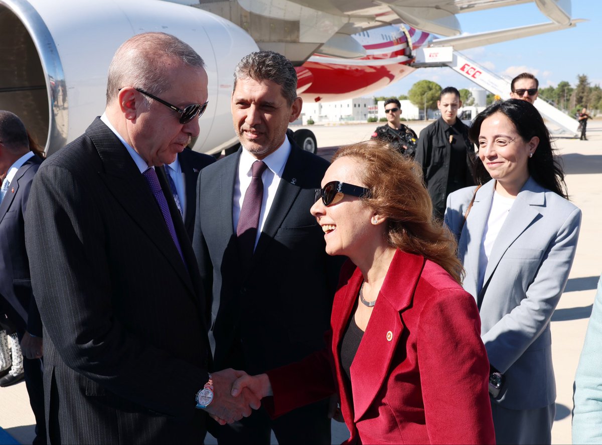 SerapProf's tweet photo. 📍Antalya

Cumhurbaşkanımız Sayın Recep Tayyip Erdoğan’ın teşrifleri ve Sanayi ve Teknoloji Bakanımız Sayın Mehmet Fatih Kacır’ın ev sahipliğinde 77. Uluslararası Uzay Kongresi açılış törenini gerçekleştirdik. 

Uluslararası Astronotik Federasyonu (IAF) tarafından organize edilen , Türk Uzay Ajansı (TUA) tarafından ev sahipliği yapılan ve SAHA İstanbul Havacılık ve Uzay Kümesi tarafından ortaklaşa düzenlenen IAC 2026, Türkiye’yi küresel uzay alanında dinamik bir katkı sağlayan ülke olarak konumlandırmayı hedefliyor.

@RTErdogan 
@mfatihkacir 
@TCSanayi 

#ıac2026antalya