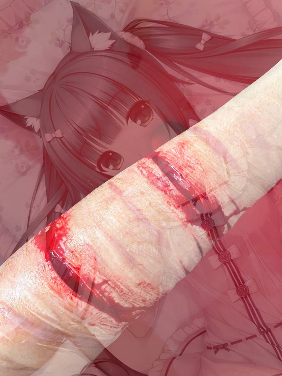 mentalolita's tweet photo. I wish I could bleed out

Sfx makeup / ai generated / fake 
#988twt #shtwt #slittwt https://t.co/gvZRWO7dnF