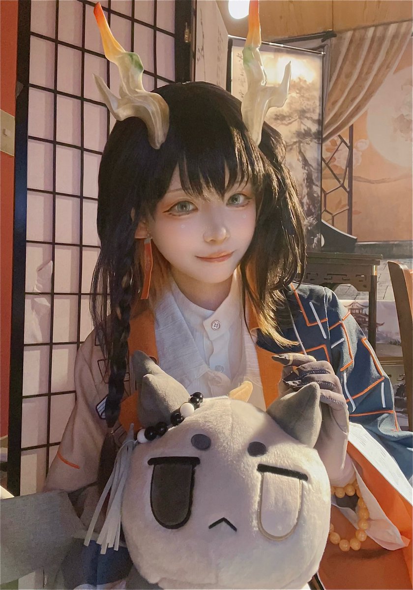 Nekono_cos0's tweet photo. cosplay 

颉ちゃん撮影してきた✨〜ウァンパオパオをそえて〜
 #アークナイツ  #Arknigths https://t.co/L0GI6pFRNp